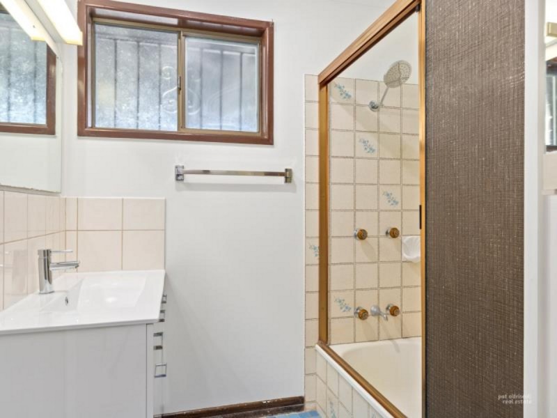 13 McCamley Street, The Range QLD 4700